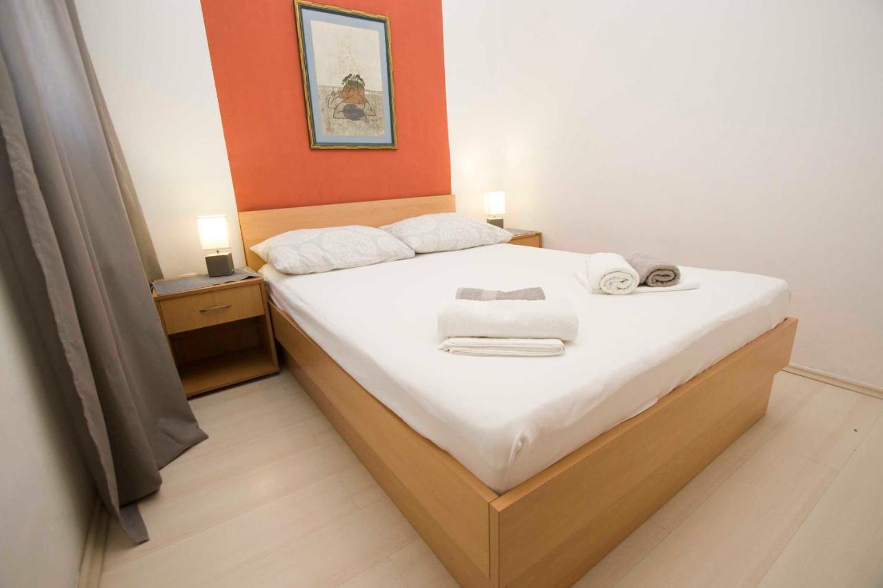 Apartman Mia I Toni Makarska Exterior foto